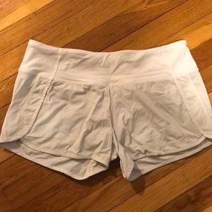 Lululemon speed shorts in white